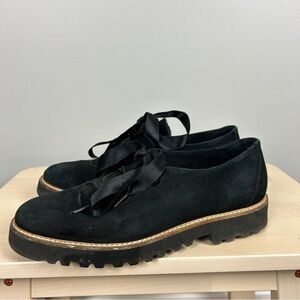 RON WHITE Cashmere Suede Loafers Women's 8 Ribbon Laces Black Comfort Quality